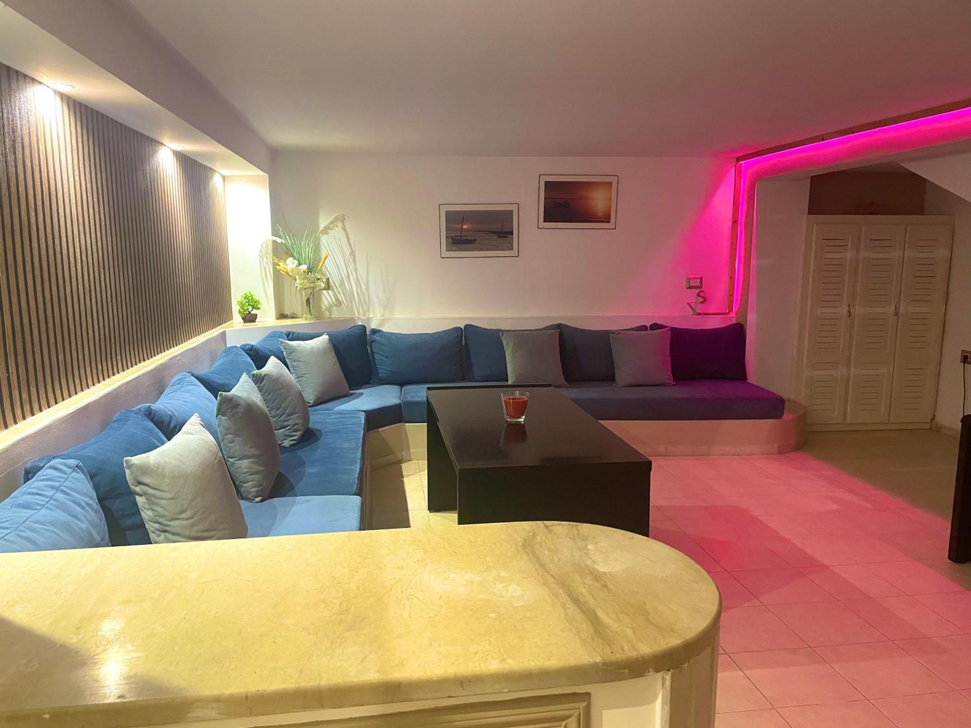 דירות Elegant Relaxing Oasis In The Heart Of ספקס מראה חיצוני תמונה